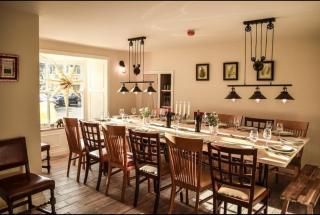 The Dale Manor - 1