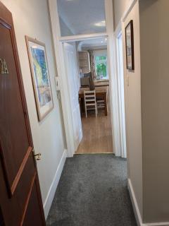 North London Quiet good transport 1 or 2 bedrooms Bus Train Tube close - 1