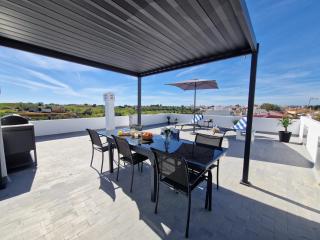 Casa Liberdade - Modern townhouse with terrace roof - Estômbar - 7