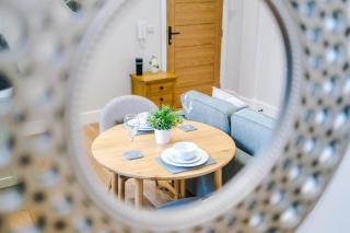 Bank House Apartments by Staycay - BRAND NEW! - 8