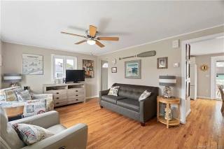 Bayshore Breeze - New London - 6