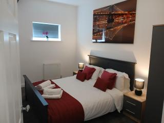 St John's Newsome Serviced Apartments - Huddersfield - 3