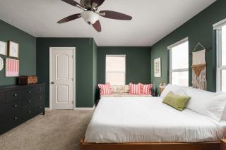 Victorian Retreat in Barrio Logan 1mi to Downtown - San Diego - 8