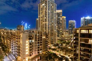 Luxe 1BR in Orchid Creek with Balcony Pool & Gym - 4