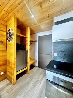 Chalet apartment with ski and spa at foot for 4 to 5 people - 6