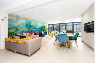 Chic 3BR with Garden & Parking Near Hampstead Heath - London - 9