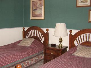3-bedroom Condo near Lake,Hyatt,Diamond Peak - 5