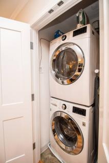 2b Unit W Elevator & In-unit Laundry - Boston - 1