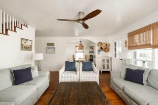 Lumina Cottage- 6 Bedrooms kid & dog friendly - Wrightsville Beach - 2