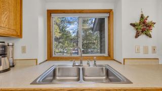 Ridge Condo - Unit 8 - Sunriver - 6