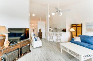 Walk to Beach Airy Manasota Key Condo! - Englewood - 5