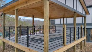 Honeybear Hideaways - Spacious 5BR Cabin with Hot Tub, Game Room & Theater - Sevierville - 1