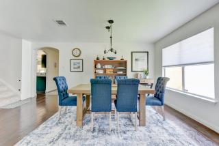 3BR family home with backyard - 6