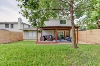 3BR family home with backyard - 3