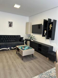 Apartament Adora De Luxe Apart Hotel - Oradea - 8
