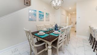 SGD8979 - 2