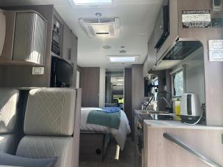 Comfortable Country RV Campervan Stay - 0