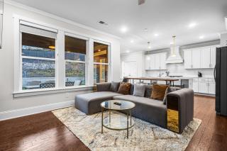 Price Cut Modern Lux Home Mins to Downtown - Atlanta - 8