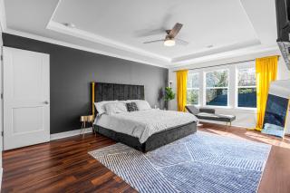 Price Cut Modern Lux Home Mins to Downtown - Atlanta - 0