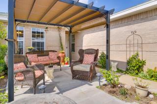 11 Mi to Isla Blanca Beach Townhome with Lake Views - Laguna Vista - 9