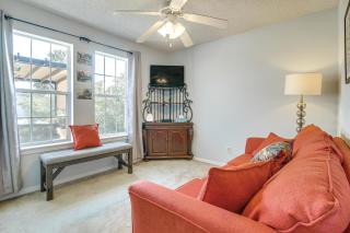 11 Mi to Isla Blanca Beach Townhome with Lake Views - Laguna Vista - 8