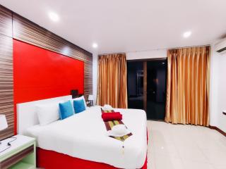 Patong Max Value Hotel - Patong - 9