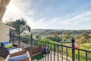 Balconies and Views Modern Abode in Poway! - Poway - 9