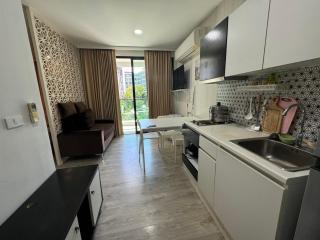 Royal Lee Condo - Ban Bo Han - 7