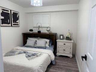 Modern & Stylish 2BR Apartment 658 - Peterborough - 6