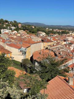 Studio Meublé-Vue Mer-Vieux Hyères- Centre Médiéval Coeur de Ville - Hyères - 1