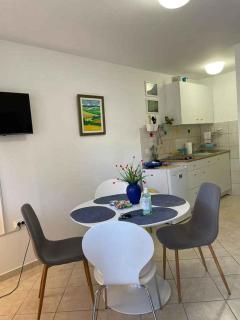 Apartment in Malinska - Insel Krk 53307 - Malinska - 2