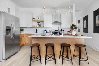 The Trillium & The Iris - 2 homes 6 bedrooms - Nashville - 4
