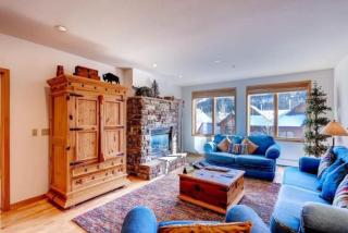 2 Bedroom Gateway Lodge Condo Near Mountain House - 9