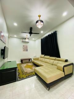 Arissa Homestay - Kampong Bukit Katil - 8