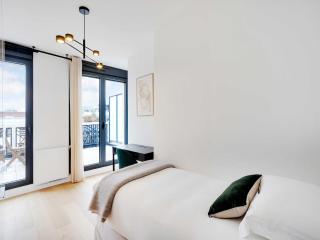 Duplex with terrace in Levallois - Levallois-Perret - 2