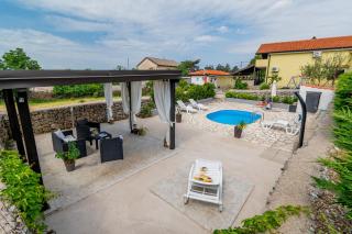 Family-friendly apartments with swimming pool Krasica, Rijeka - 18059 - 0