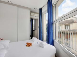 Charming apartment - 1BR 4P - Saint Lazare - Paris - 2