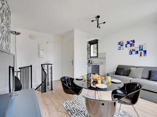 Amazing Duplex with Sauna 1BR 4P in the heart of the city of Orly - Orly - 0