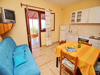 Apartments by the sea Karbuni, Korcula - 23807 - 1