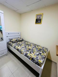 Partition in apartment for single person - 0