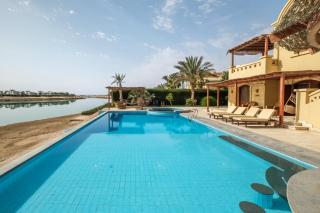 Serene 4Bdr Villa: Your Cozy Home Away from Home - Hurghada - 8
