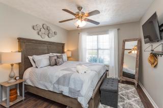 Looby Location- Charming 3br home 10 min to downtown - Nashville - 1