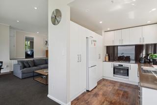 The BIGGEST & BEST VIEWS 3 Bedrooms WALK To Town - Queenstown - 1