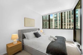889 Collins - Modern Executive 1BR Apt at Docklands - 8