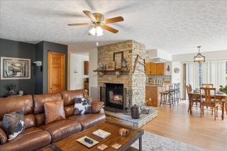 Smoky Arrow By Beyond Expectations Whot Tub Bar - 1