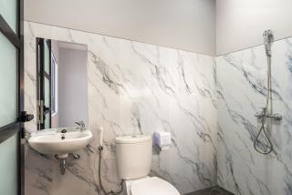 Swiss-Belexpress Rest Area KM 260B - - 5