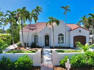 Casa Captiva - 5 BR Villa Steps to Beach - Captiva - 0