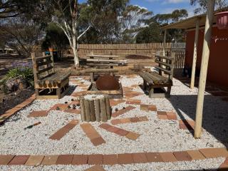 Woody House Creek - - 7