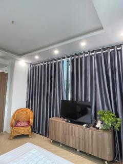 Blue Hotel - - 2