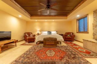 14 Guests 5BR 2BA At-Home Gym & Spacious Living - 2